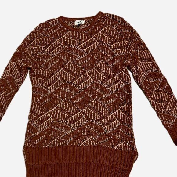 Universal Thread Open Stitch Crochet Sweater - Picture 8 of 11